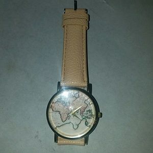 Nude chic watch
